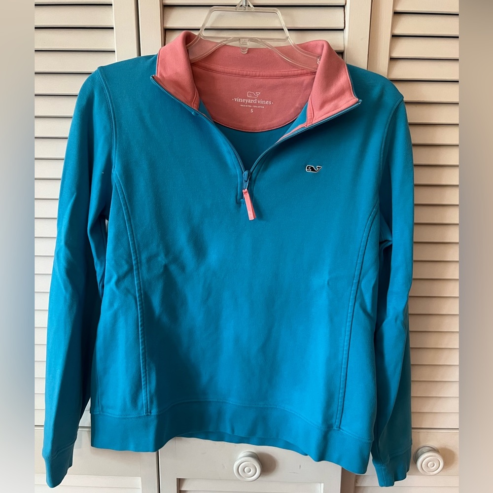 Vineyard Vines turquoise pullover size small